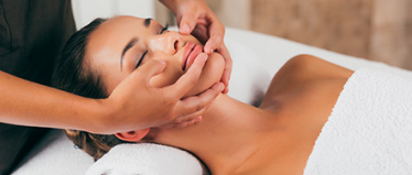 Бирманский массаж головы