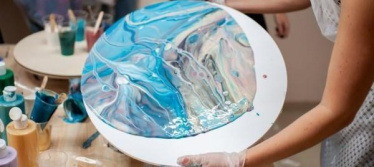 Мастер-класс «Жидкий акрил — Fluid art» для двоих