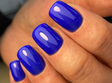 Маникюр с покрытием гель-лаком 